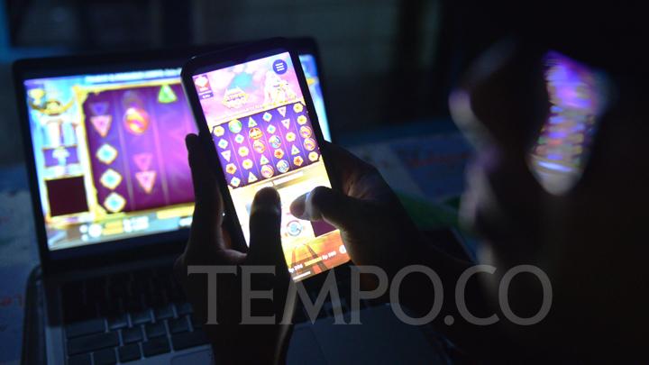 Indonesian Police Freezes 811 Online Gambling Bank Accounts Worth Rp154.3 Billion