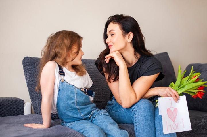 Orang Tua, Begini 6 Cara Mencegah Rasa Bersalah yang Kerap Menggerus Kepercayaan Diri