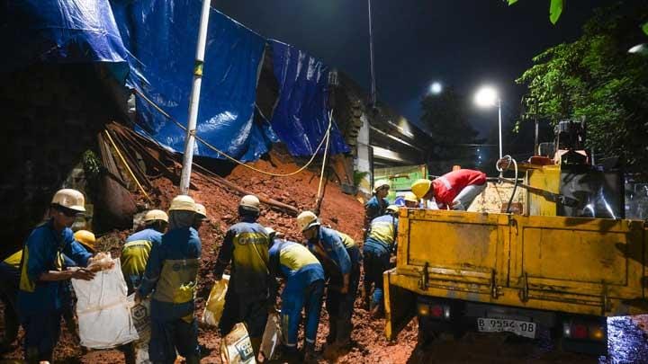 Landslide-Prone Zones Identified in South and East Jakarta
