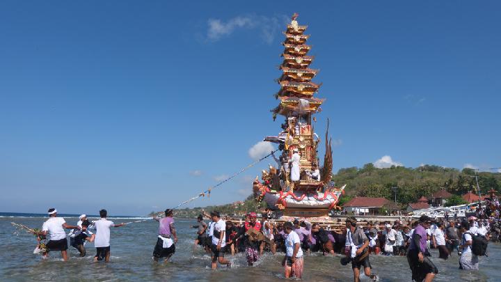 10 Traditions of Indonesia Beyond the Familiar