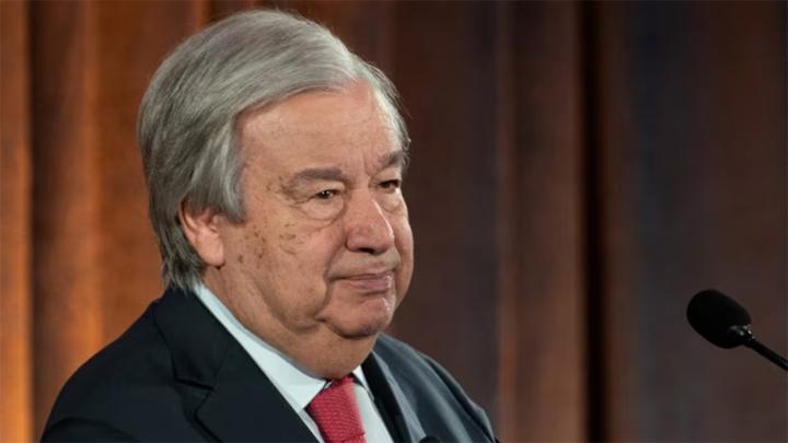 UN Chief Declares World on Brink of New Clean Energy Era as Fossil Fuels "Flail"