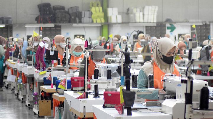 Industry Minister Shares Why Indonesian Factories Are Putting Production on Hold