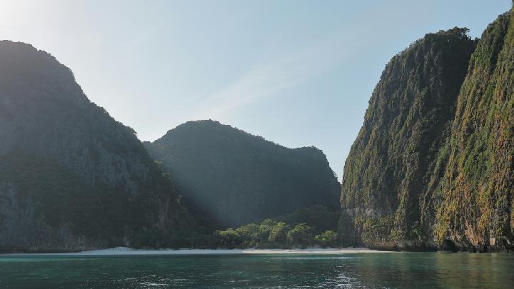 Thailand Home to Two of the World's Top Instagrammable Beaches