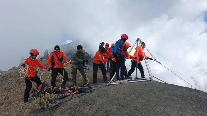 Dutch Hiker Falls on Mount Rinjani; Second Incident This Week