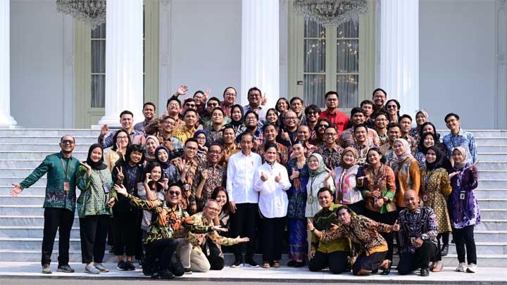 Kesan Mensesneg dan Stafsus terhadap Presiden Jokowi