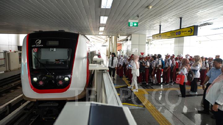 Pramono Anung: Pengguna LRT Jakarta Berpotensi Tembus 70 Ribu Orang Per Hari