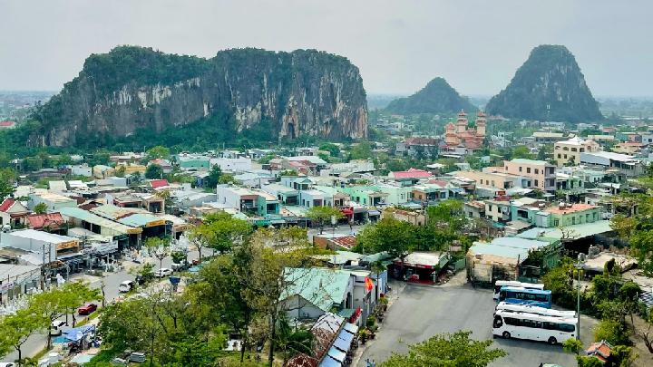 500,000 in Vietnam to Be Evacuated as Typhoon Kajiki Nears