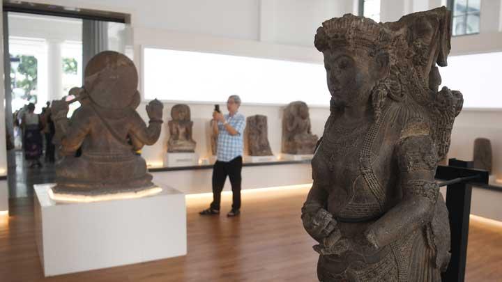 Indonesia's National Museum Temporarily Closed for Security After Nearby Protests