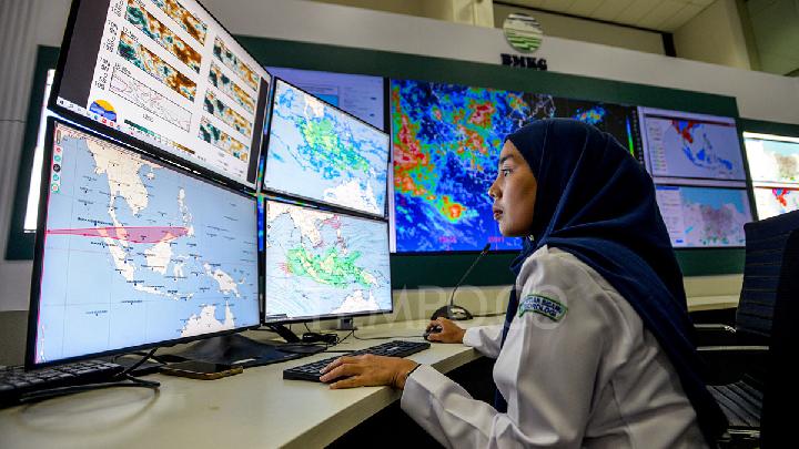 BMKG Forecasts Continued Rain in Jakarta This Afternoon and Evening