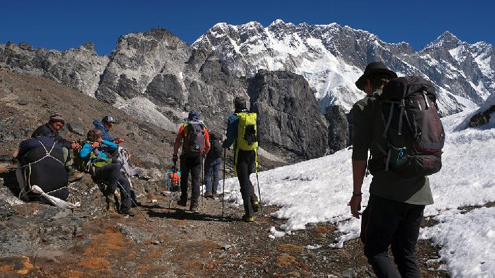 Two Nepali Climbers Break Own Everest Records