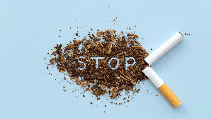 France to Ban Smoking at Most Outdoor Places, Beaches and Parks Included