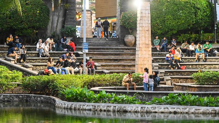 5 Parks in Jakarta Now Open 24 Hours