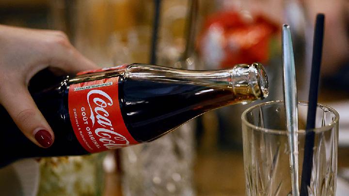 Trump Says Coca-Cola Agrees to Switch Sweetener to Cane Sugar in U.S.