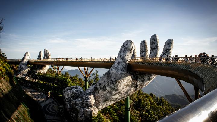 Vietnam to Introduce 10-Year Golden Visa Program to Boost Tourism
