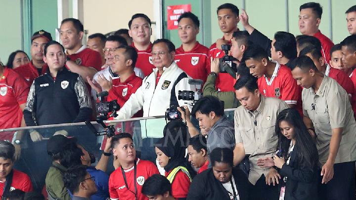 Indonesian National Team Seen Carrying Rolex Watches After Lunch with Prabowo