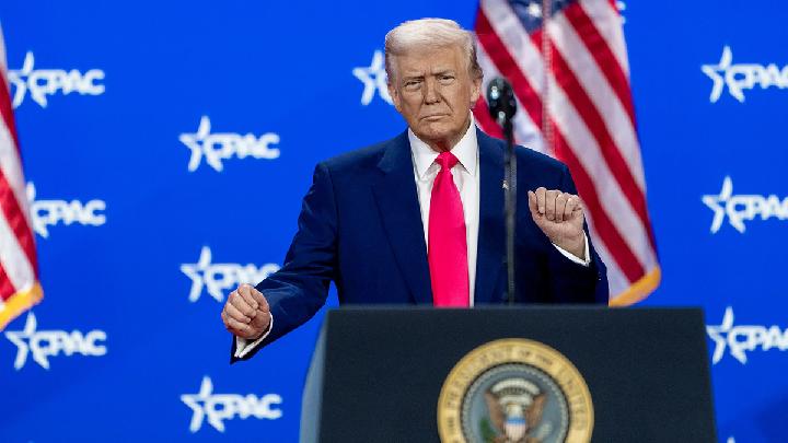 Trump Ends Exemption for Low-Value Chinese Imports