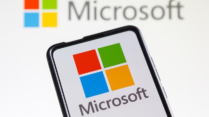 Microsoft Finds AI May Weaken Critical Thinking Skills