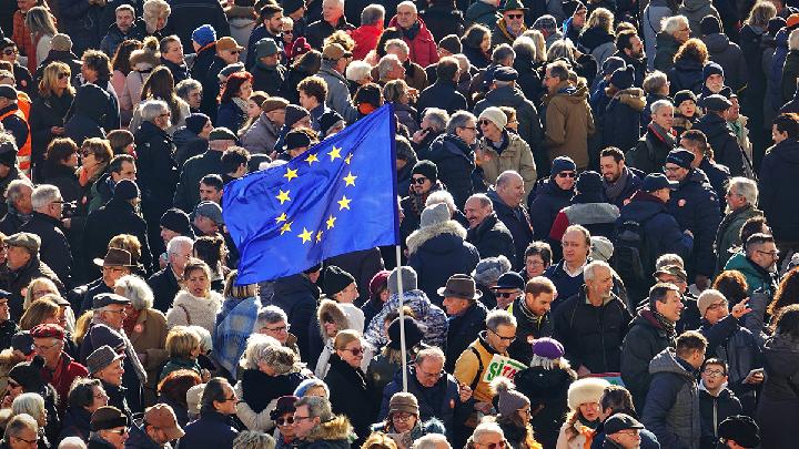 Redefining Participation: The Politics of a New Generation