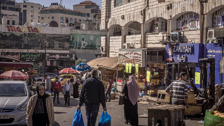 EU Diplomats Visit Palestine's West Bank Following Deadly Israeli Settlers Attack