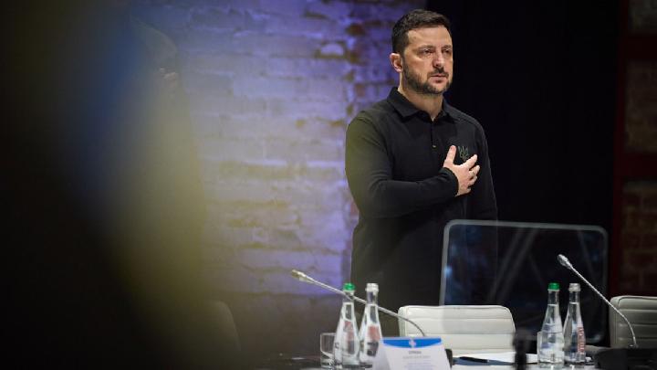 Zelenskyy Visits Saudi Arabia, Putin Weighs G20 Attendance