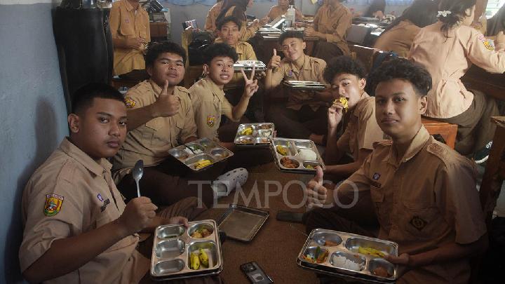 Students to Receive Ready-Made Meals, Packaged Foods During School Holiday