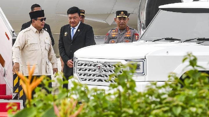 Constitutional Court Summons Prabowo on TNI Law and SOE Law Reviews