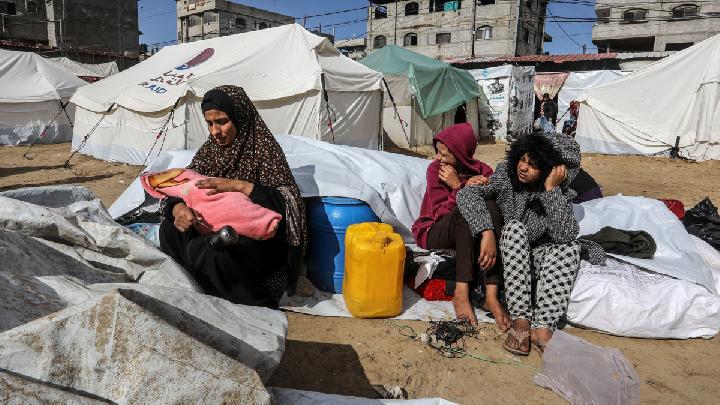 Palestinians in Gaza Survive on One Meal Every 2-3 Days Due to Israeli Blockade, Says UNRWA