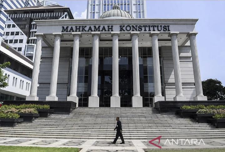 Top Court Rules Out Government Under Defamation Article of ITE Law