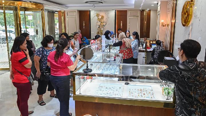 Today's Antam Gold Price Falls to Rp1,912,000 per Gram