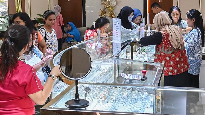 Antam Gold Price Tumbles to Rp1,888,000 per Gram Today