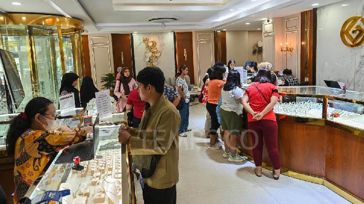 Gold Price Edges Down to Rp1,965,000 per Gram Today
