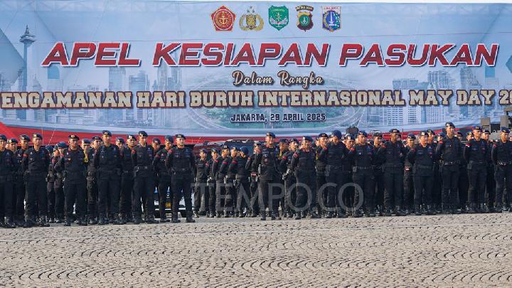 Police Chief Monitors Jakarta May Day in Monas