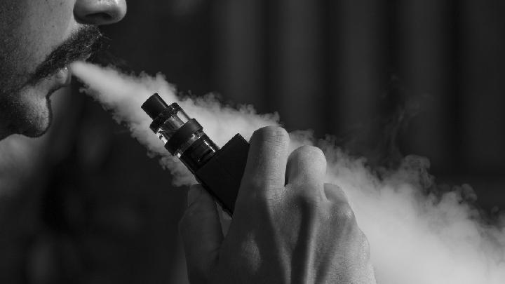 Vaping's Serious Health Impacts: 7 Chronic Diseases due to Vape Use