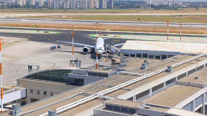 Tourists Stranded in Israel Amid Escalating Conflict with Iran