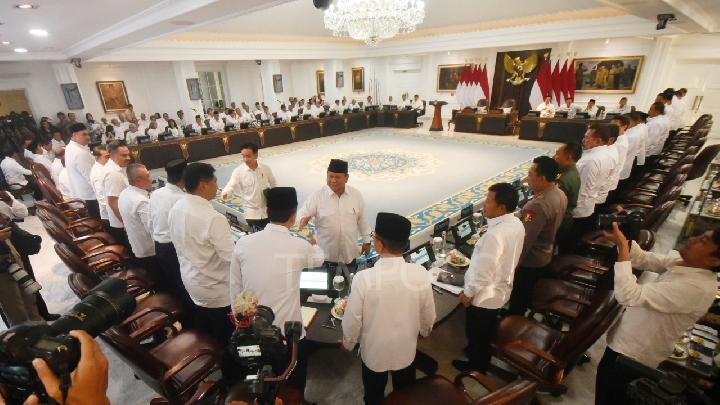 Fattening up Deputy Ministers