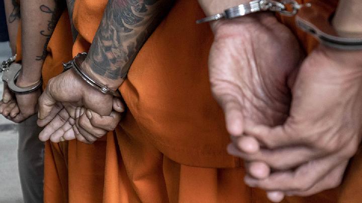 Police Arrest 37 Thugs and Uncover Alcohol Party in Tangerang