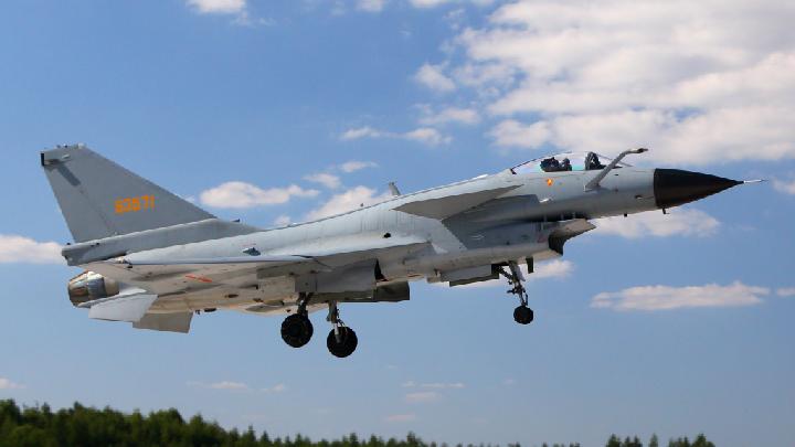 Indonesian Govt Responds to Reported Plan to Purchase Chinese J-10 Fighter Jets