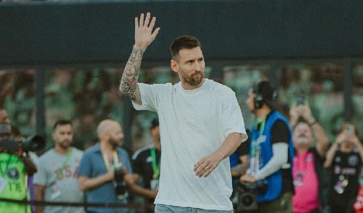 World's Top 10 Highest-Paid Football Players and Their Net Worth