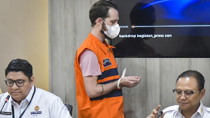 American National Arrested in Bali for Self-Produced Pornography