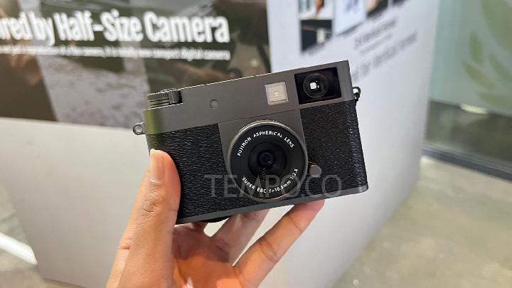 Intip Performa Fujifilm X Half, Kamera Digital Bergaya Analog