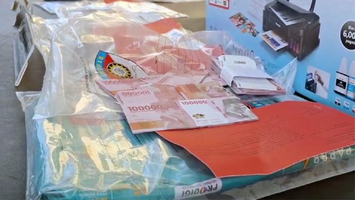 Belajar Otodidak Dua Remaja di Kupang Cetak Uang Palsu untuk Beli Motor