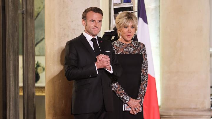 Macron's Wife Pushes His Face in Viral Video, Palace Calls It 'Teasing'