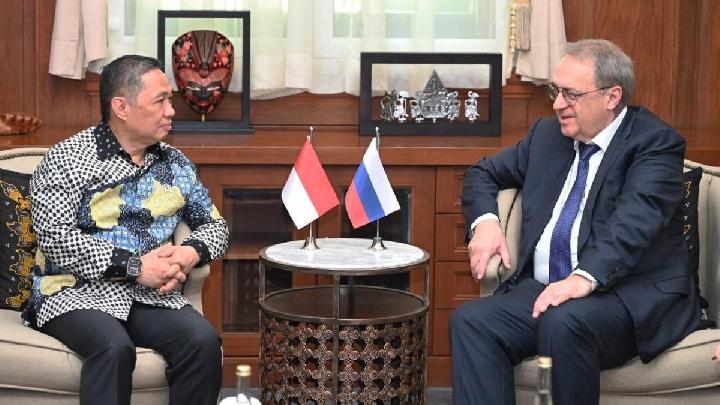 Indonesia, Russia Agree to Support Peace Initiatives in Gaza
