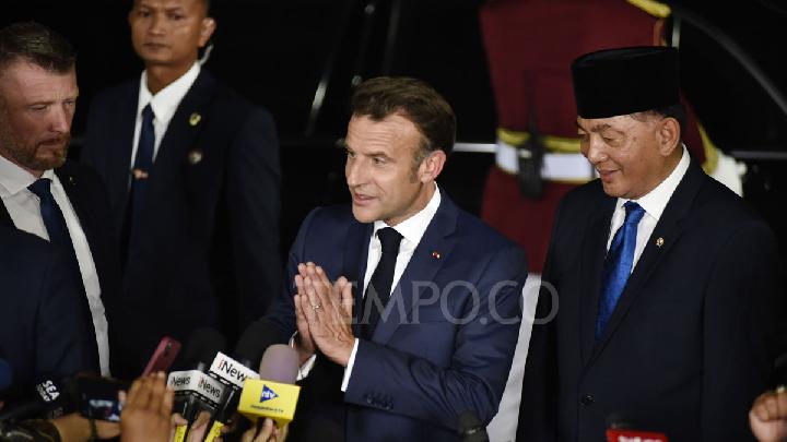 Arriving in Indonesia, President Macron: 'Your Country is Beautiful'