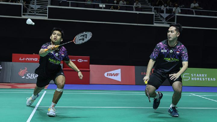Ganda putra Indonesia Sabar Karyaman Gutama dan Moh Reza Pahlevi Isfahani saat tampil di Singapore Open 2025. Dok.PBSI