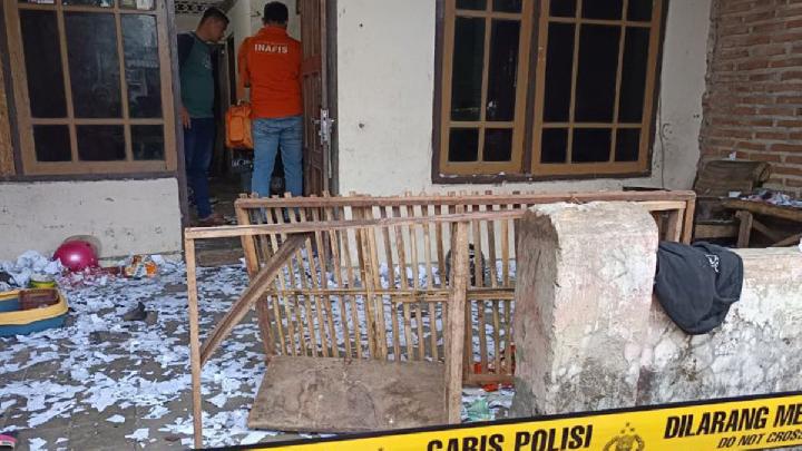Polres Ponorogo Temukan Petasan Siap Ledak dan Balon Udara di Lokasi Ledakan