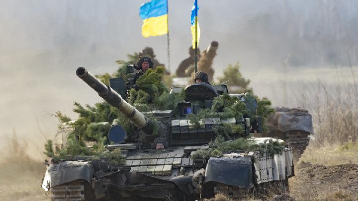 Ukraine Expected to Exhaust Funds for Combat by June as Aid Falters