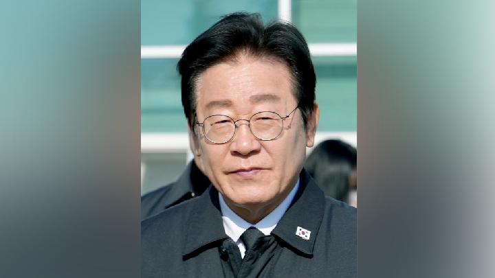 South Korea Halts Anti-North Propaganda Broadcasts in a De-escalation Bid