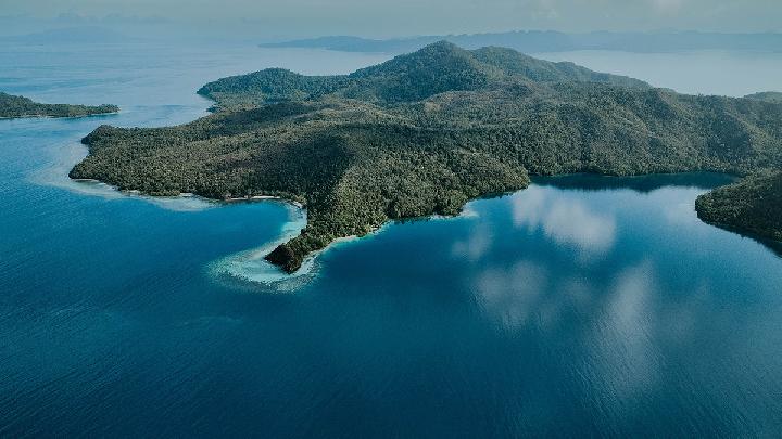 Today's Top 3 News: 10 Must-Visit Tourist Spots in Raja Ampat, Indonesia's Last Paradise on Earth