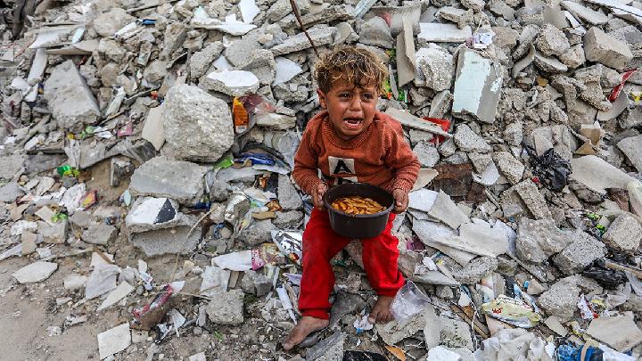 Report: 10 Gaza Children Lose Legs Every Day as Israel Continues Onslaught